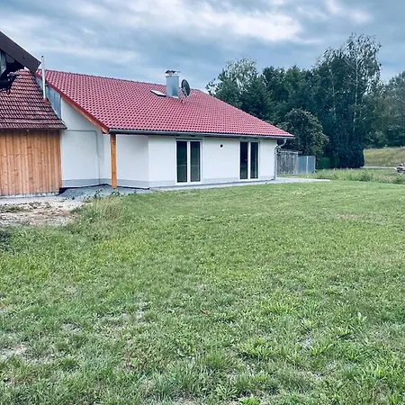 Im Gruenen Apartamento Oberpoeringermoos